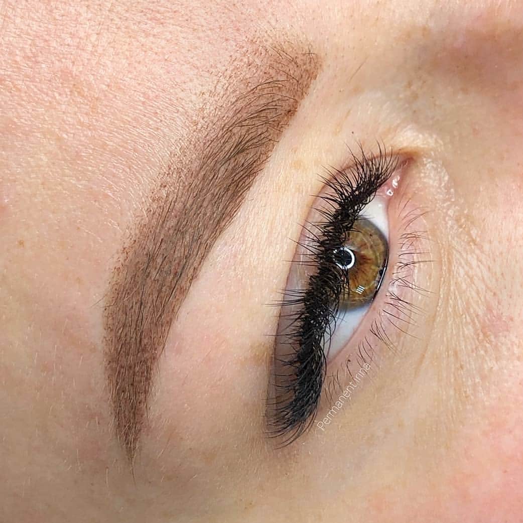 татуаж бровей